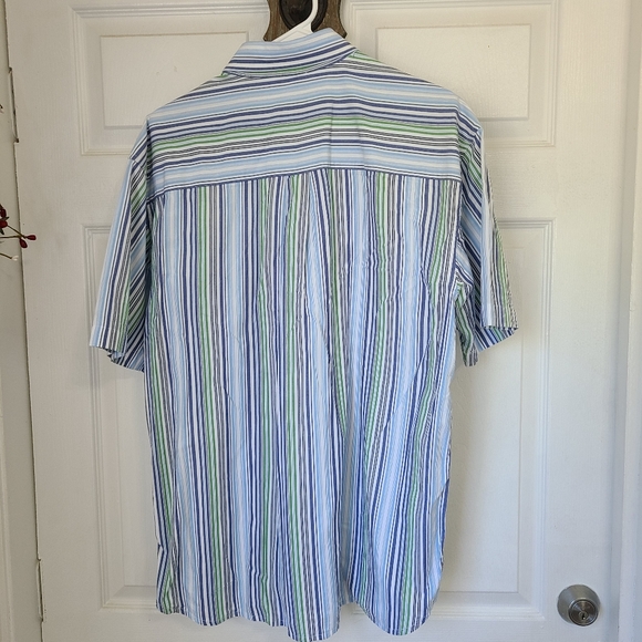 (611) Izod Men's Classic Short Sleeve Button Down Shirt, Size: L Color: Striped - Picture 8 of 11